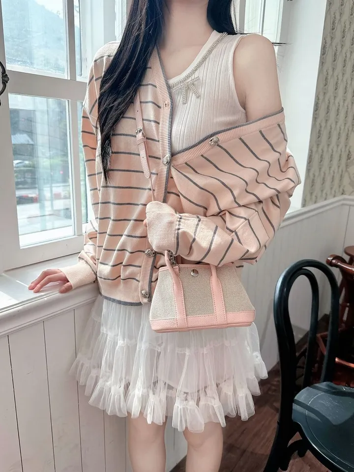 제니  스프라이프 루즈핏 가디건 상세 이미지 28