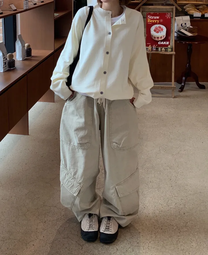 [활용도up!] (UNISEX) 소프트 에센셜 라운드 가디건 상세 이미지 24