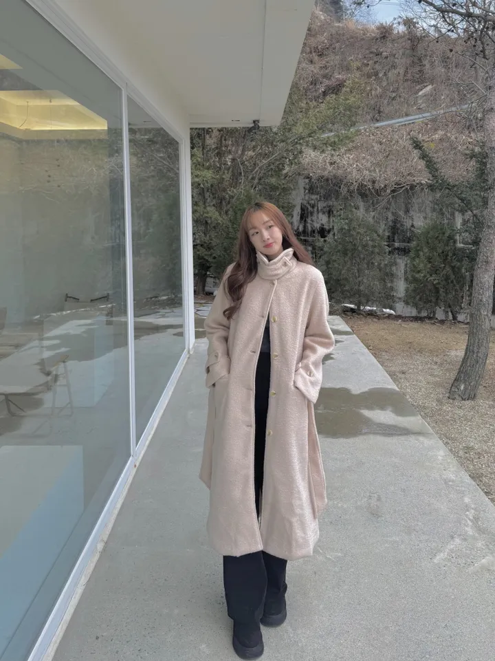 하이넥 부클 뽀글이 파스텔 허리 슬림 벨트 맥시 싱글 롱코트(3color)크리스마스룩 연말룩 상세 이미지 20