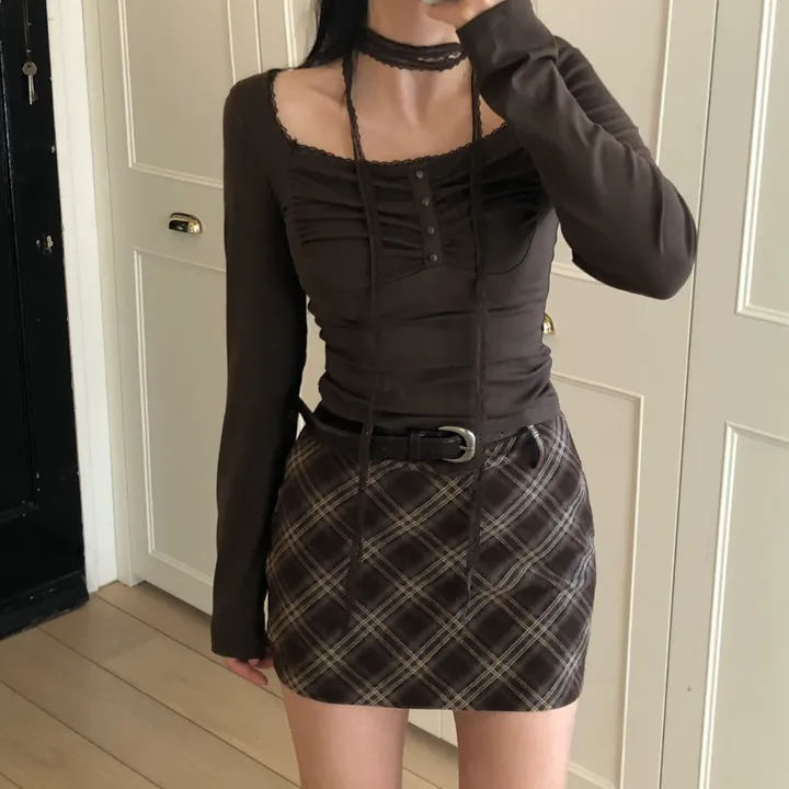 [저렴이X초커세트!핏보장🤎]셔링 스퀘어넥 콩단추 스판 긴팔티셔츠 4color 상세 이미지 15