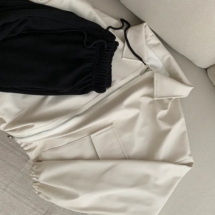 [ 봄신상 ]루즈핏 투웨이 레자 숏점퍼 상세 이미지 2