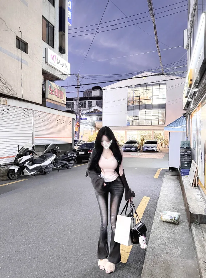 슥걸치는🩷퍼가디건 -3color / 가디건 볼레로 퍼가디건 퍼볼레로 솔잎볼레로 솔잎가디건 크롭가디건 크롭  니트가디건 니트 가을가디건 볼레로가디건 앙고라가디건 겨울가디건 상세 이미지 14