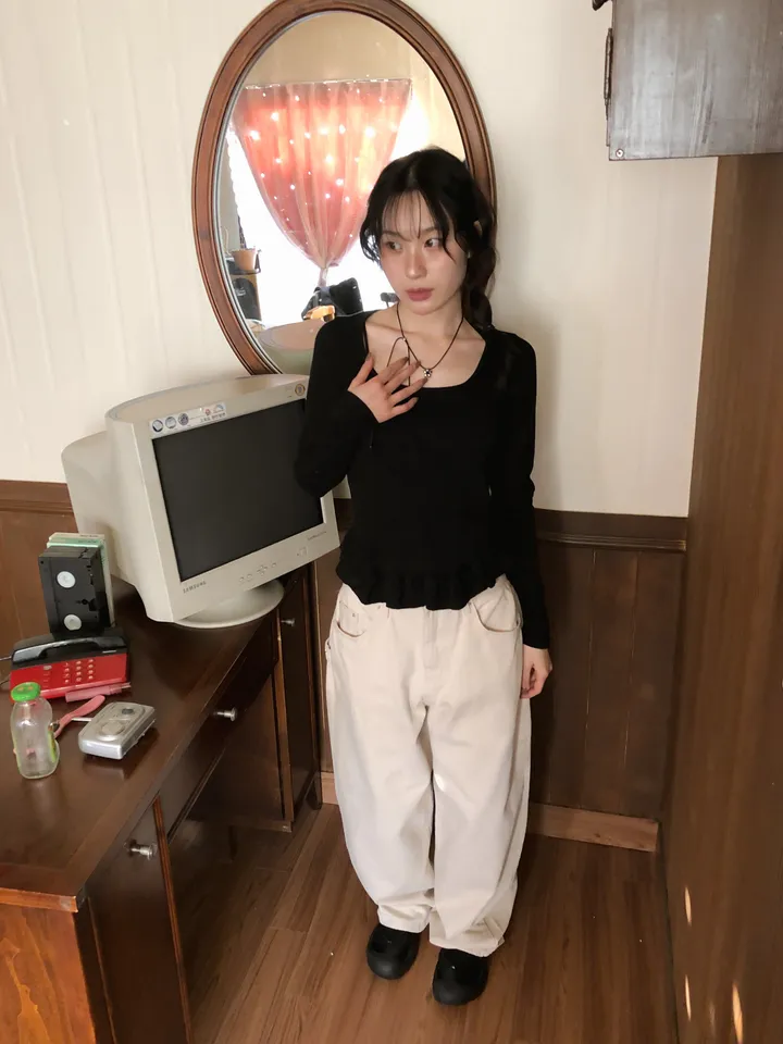 츠카 플라워 가죽 목걸이 상세 이미지 4