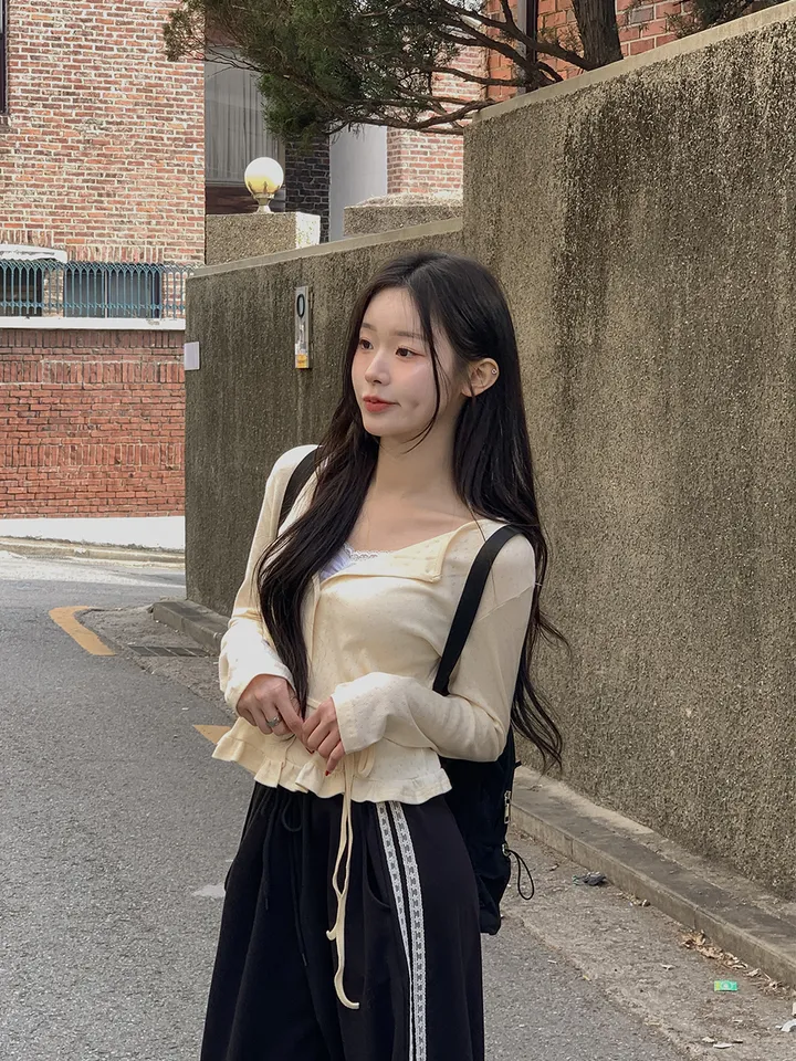 [머플러set/파스텔색감] 아투 라운드넥 펀칭 아일렛 프릴 여리핏 긴팔 가디건 3colors 상세 이미지 11