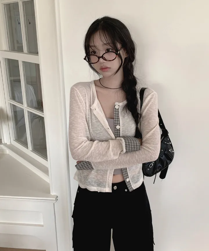 [봄가디건🌷] 띠네 슬럽 배색 체크 커프스 라운드 시스루 니트 가디건 봄 여름 가을 / 봄가디건 여름가디건 레이어드 봄아우터 체크셔츠 뮤잉 상세 이미지 29