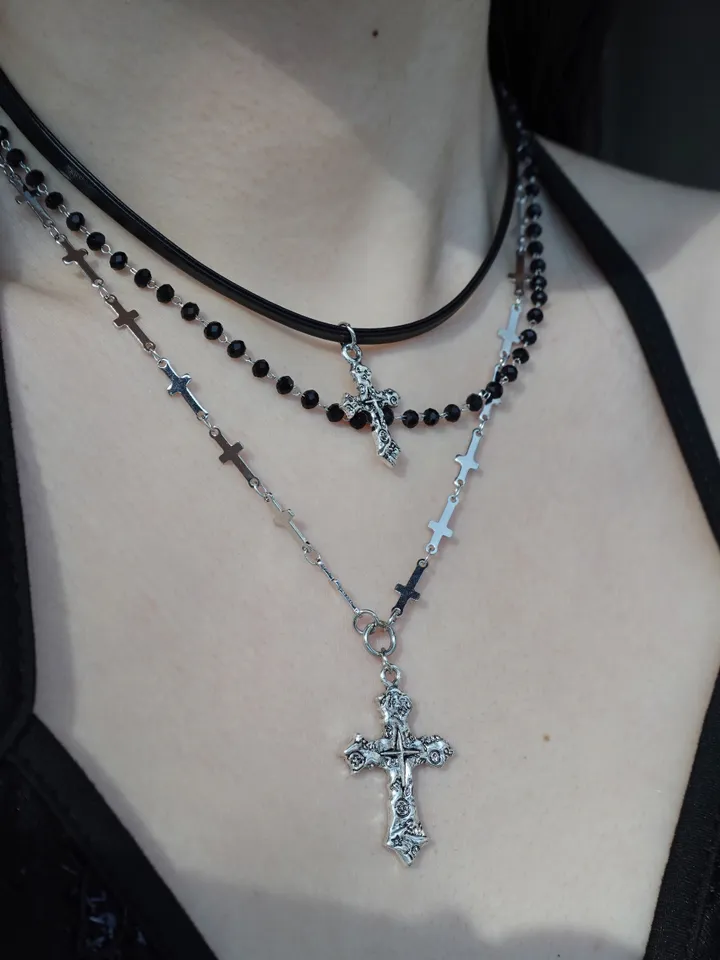 black cross layerd necklace | 블랙 가죽 초커 십자가 목걸이 상세 이미지 10