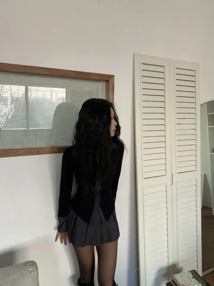 [단품/세트] 루루 카라 스판 골지 긴팔 셔츠 & 플레어 니트 스커트 SET (2color) 상세 이미지 14