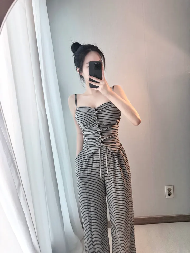[집앞마실룩🖤/세트가격] 스트라이프 단가라 트레이닝 나시 와이드팬츠 세트 투피스 상세 이미지 3
