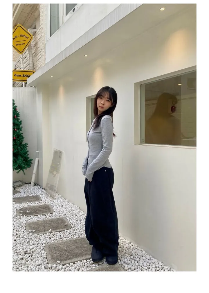 [몸매보정/핏보장] 슬림핏 라운드 가디건 (3color) 여리가디건 슬림가디건 얇은가디건 상세 이미지 12