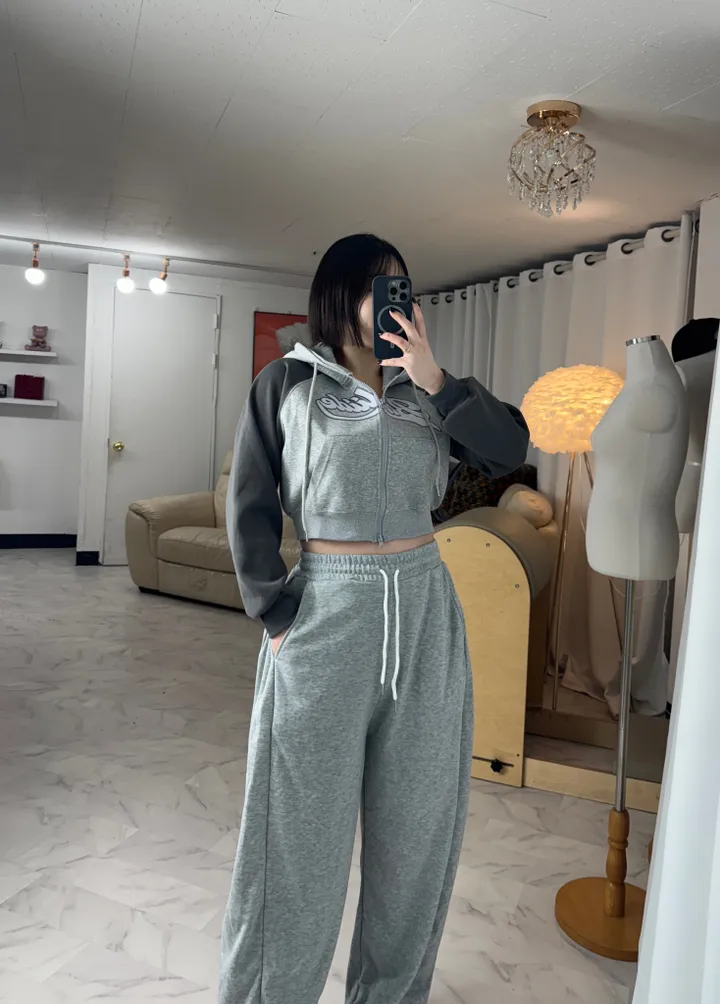 [데일리/투웨이]레터링 나그랑 투웨이 크롭 후드집업 상세 이미지 11