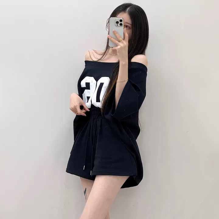 [왕루즈핏/핏대박템] 넘버식스 오버핏 입술넥 언발 오프숄더 반팔 박시 티셔츠+밴딩 하이웨스트 3부 숏팬츠 반바지 트레이닝 세트 투피스 셋업 4color 상세 이미지 21