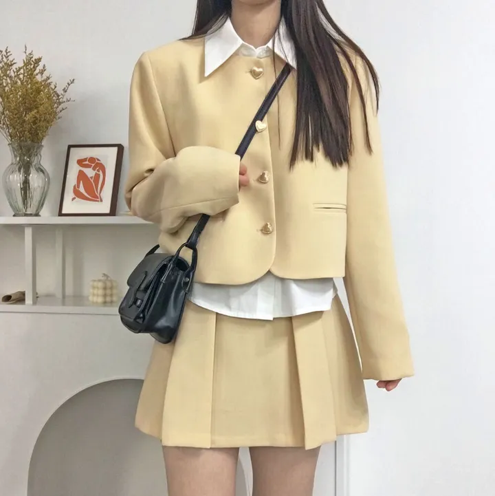 Image: https://image.brandi.co.kr/cproductdetail/2023/02/27/7fd358b01b42f36ba647a1f41deb9fa2.jpg