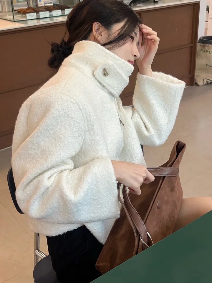 [주문폭주] 크리미 하이넥 숏코트 - 2col 상세 이미지 8