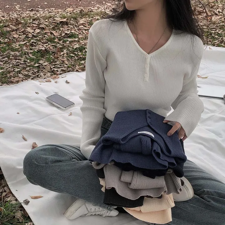 [4계절필수 디자인/연그레이 당일출고✨] 자체제작 #크치Made 젤리 버튼 트임 브이넥 골지 겨울 니트 긴팔티셔츠 - nt 상세 이미지 21