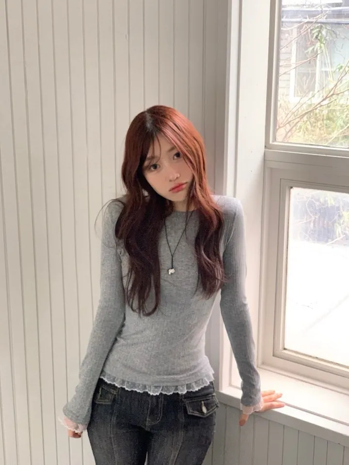 [-3kg🤍여리말라핏]사브리나 여리 레이스 레이어드 프릴 텐션 슬림핏 보트 라운드넥 롱슬리브 티셔츠 4color 상세 이미지 29