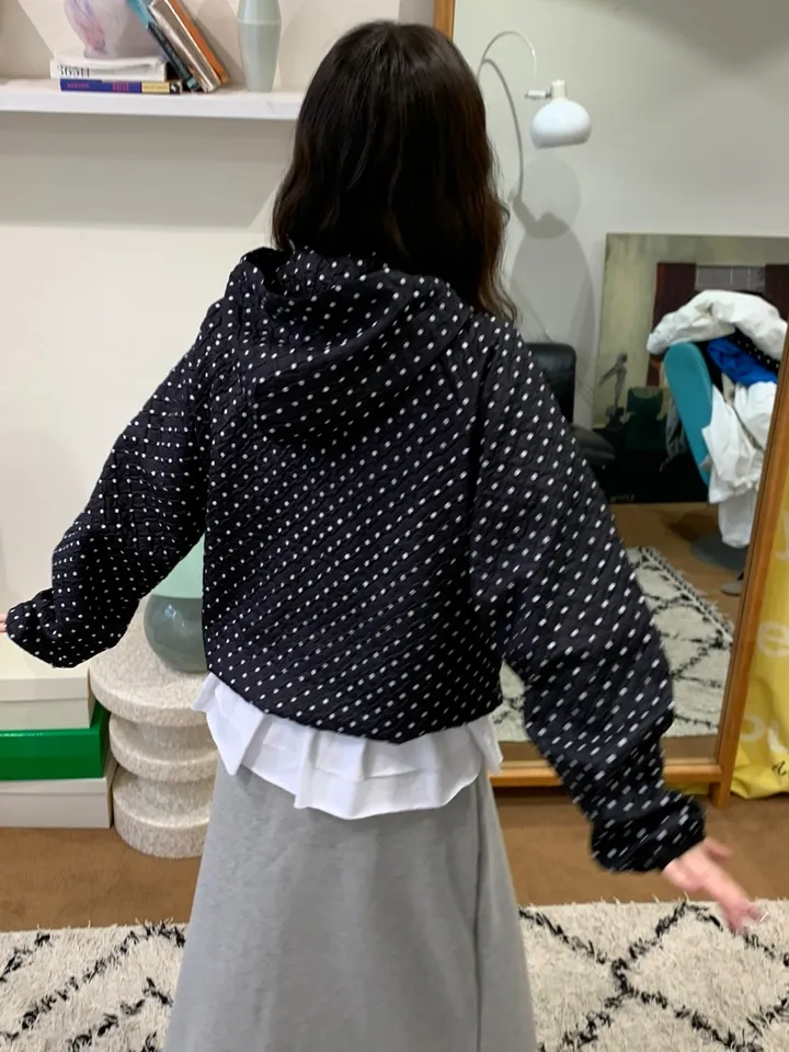 [고퀄/모델소장🖤]도트 땡땡이 후드 바람막이(2color) 상세 이미지 11