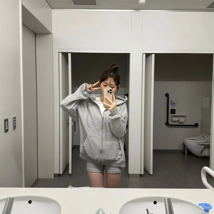 [문의폭주][핏보장][남여공용] 큐트 박시핏 남여공용 후드집업 상세 이미지 17