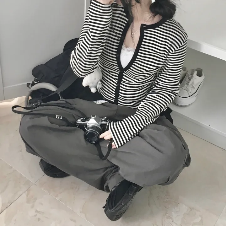 [하트단추🖤/스카시 펀칭] 말라핏 스트라이프 프릴 가디건 상세 이미지 19