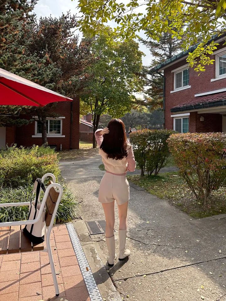 [자체제작❄/허리쏘옥/겨울ver/속바지O] 맞춤핏 엉밑살X 하이웨스트 도톰따뜻 스판 모직 반바지 숏팬츠 핫팬츠 겨울 반바지 댄스 공연 의상 크리스마스 연말룩 상세 이미지 102