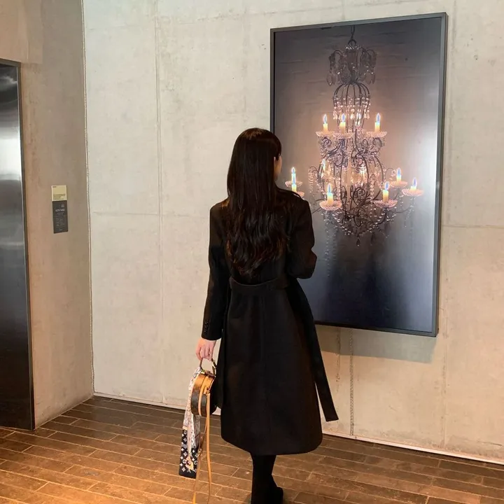 [당일출고🌹] 토토 바바리 롱코트 / 겨울코트 벨트코트 핸드메이드코트 코트 떡볶이코트 싱글코트 더블커트 밍크코트 롱패딩 숏패딩 양털코트 무스탕 겨울자켓 하객룩 아우터 점퍼 트위드자켓 트렌치코트 바바리코트 후드코트 후드롱코트 케이프코트 망토자켓 연말룩 청 상세 이미지 47