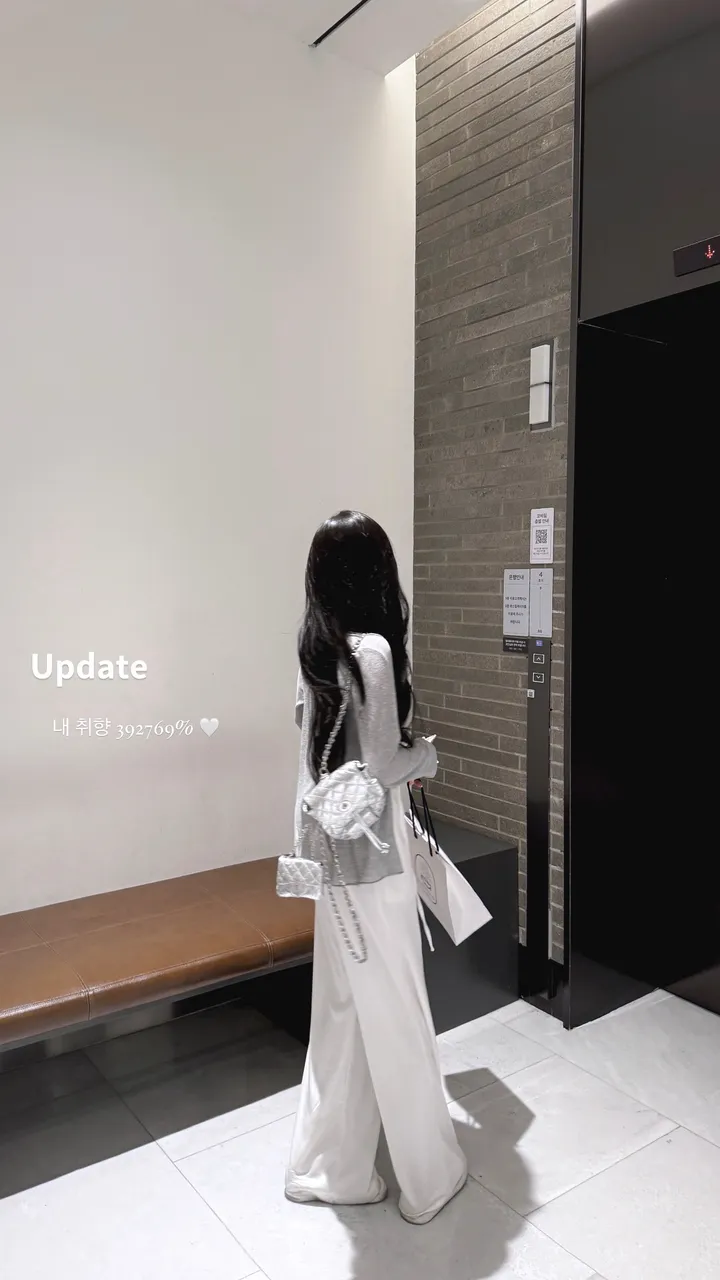청순아련🩷몽실니트* 구르미 가디건 - 2color /퐁신 아방 슥걸치는 가디건 가을가디건 니트가디건 가을니트 시스루가디건 볼레로가디건 가을아우터 오버핏 박시 브이넥 상세 이미지 16