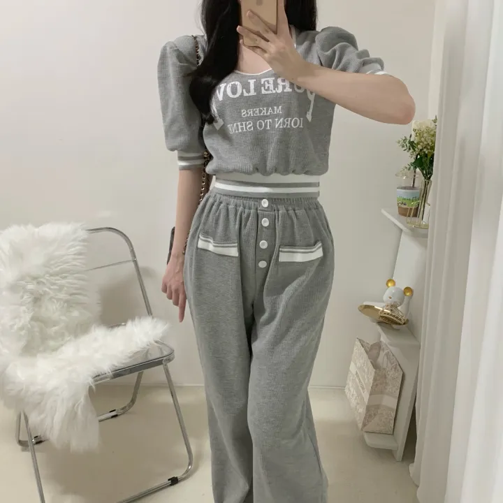 🚀당일발송🚀[세트가격/핏예술-!] 페니 배색 스퀘어넥 레터링 퍼프 시보리 반팔 + 밴딩 버튼 롱 와이드 팬츠 투피스 세트 2color 상세 이미지 3