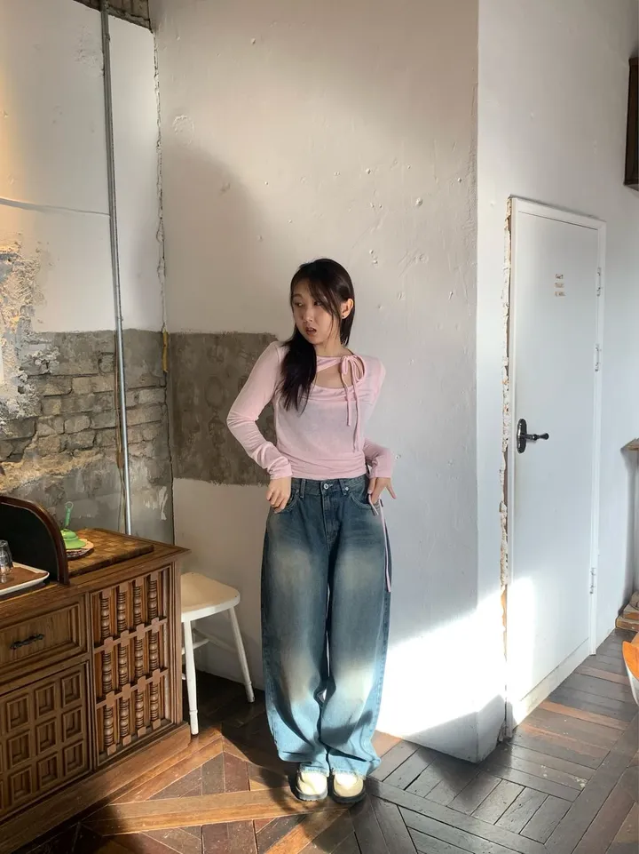 카리나 착용🔥코이 백 포켓 하이라이트 워싱 벌룬 보이핏 와이드 데님 롱 팬츠  ootj 상세 이미지 13