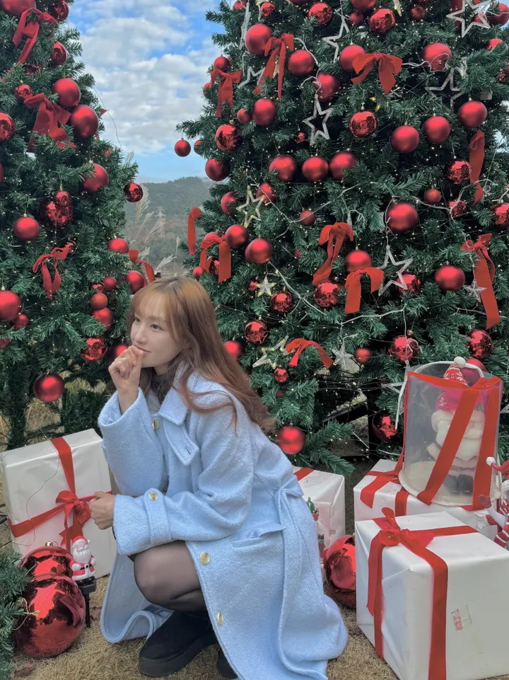 하이넥 부클 뽀글이 파스텔 허리 슬림 벨트 맥시 싱글 롱코트(3color)크리스마스룩 연말룩 상세 이미지 9