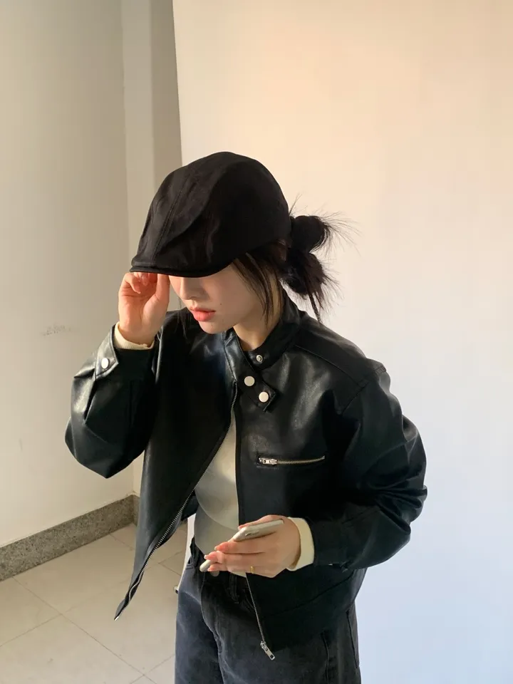 하프 크롭 레더 라이더 자켓 상세 이미지 10