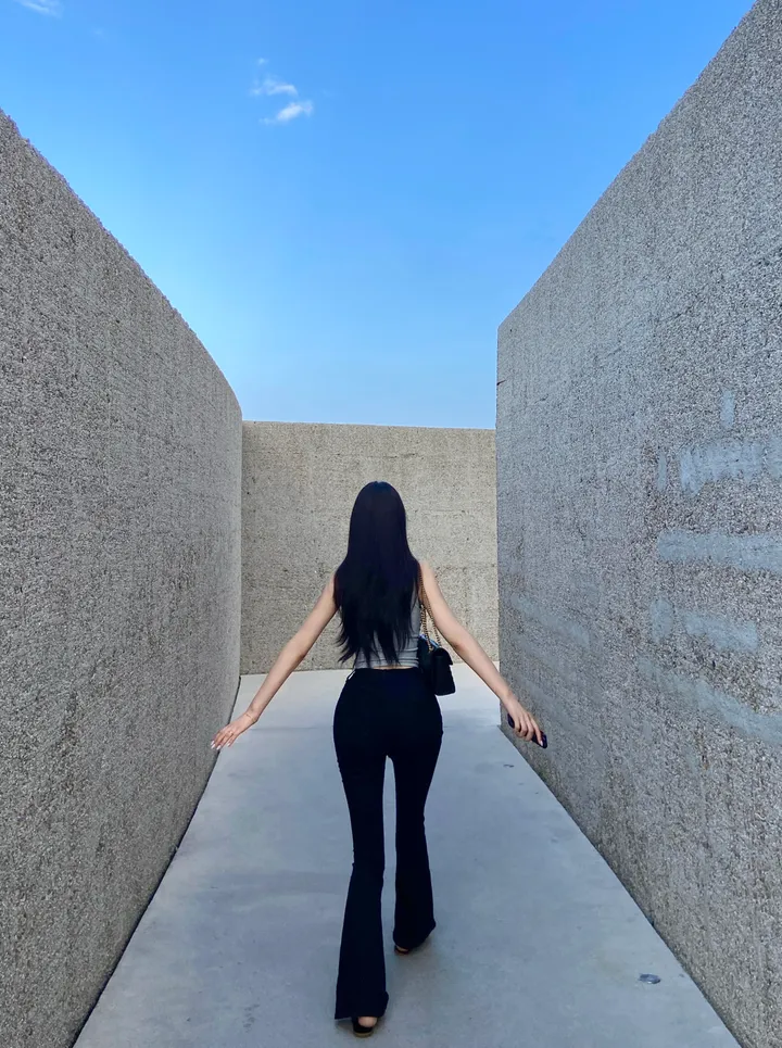 다이어트 필요없는핏🩷포시즌 블랙 부츠컷팬츠 ( 데님 부츠컷바지 하이웨스트부츠컷 봄옷 여름옷 여름청바지 검정바지 블랙 부츠컷 롱팬츠 긴바지 하이웨스트) 상세 이미지 16