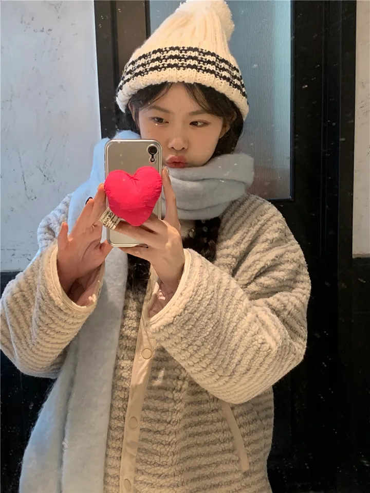 [봄신상💗/누빔안감]크림소다 잔줄 스트라이프 뽀글이 양털 논카라 자켓 상세 이미지 6